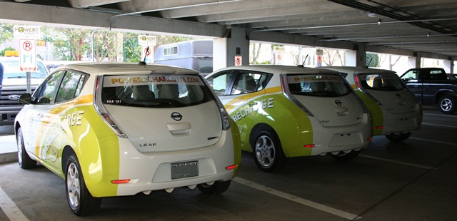 charlotte-buys-evs-installs-charging-stations-top-news-fleet